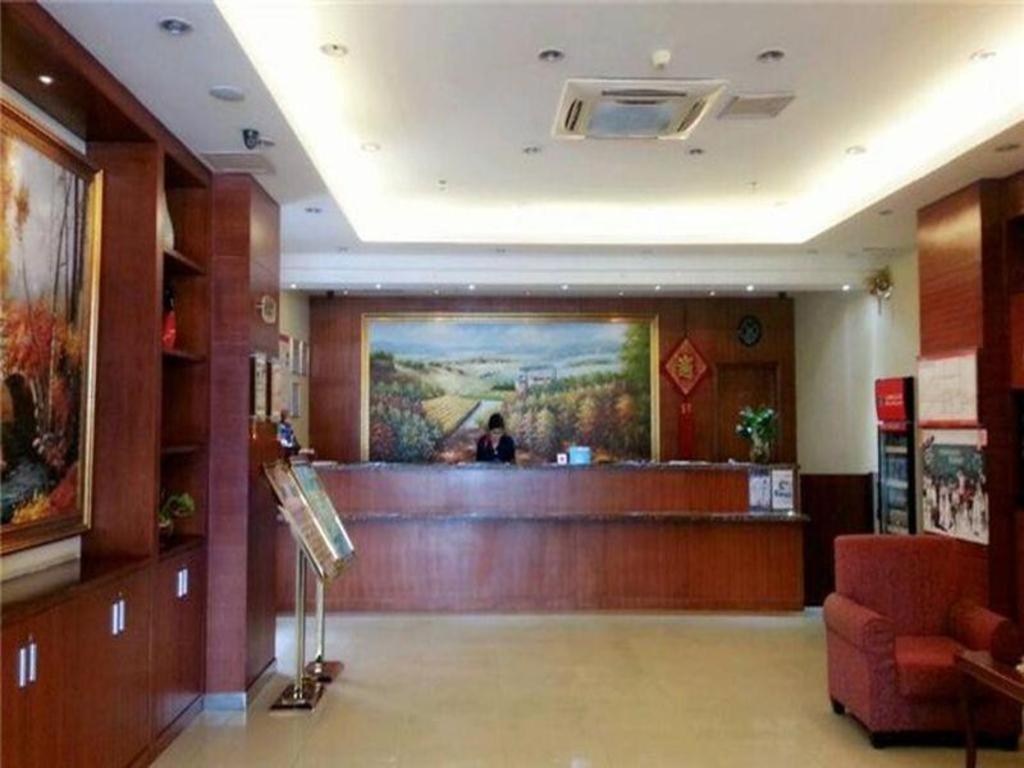 汉庭深圳南山地铁站酒店 外观 照片