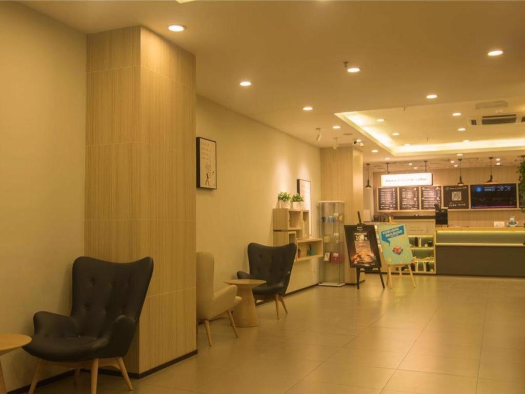 汉庭深圳南山地铁站酒店 外观 照片